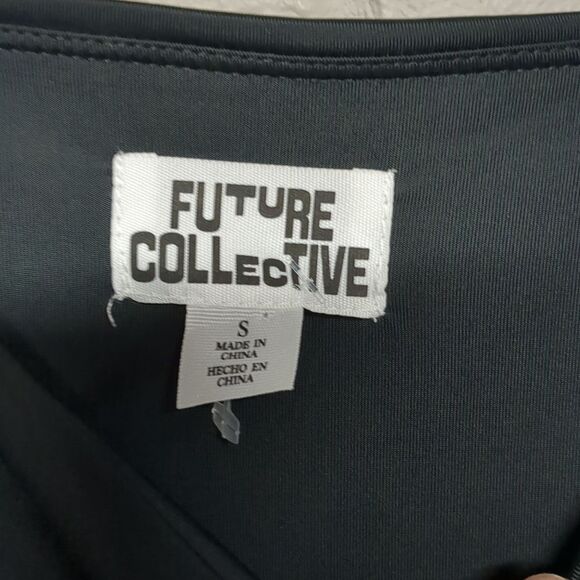 Future Collective Slim Fit Ruched Bubble Tank Top Size Small NWOT, Feminine Chic - Picture 2 of 7